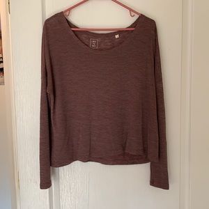 Quarter length/off the shoulder draped tee